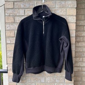 Lululemon Stand Out Sherpa 1/2 Zip